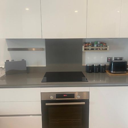 Cp Top Floor Luxury Studio With Spa And Pool 지브롤터 외부 사진